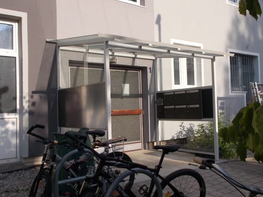Ostseite, Vorhaus FO 1